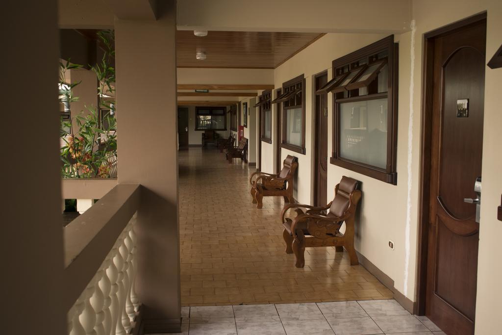 Hotel Suerre กวาปิเลส ภายนอก รูปภาพ